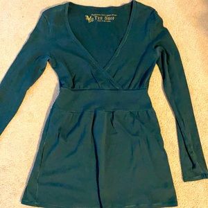 Victoria’s Secret long sleeve green top